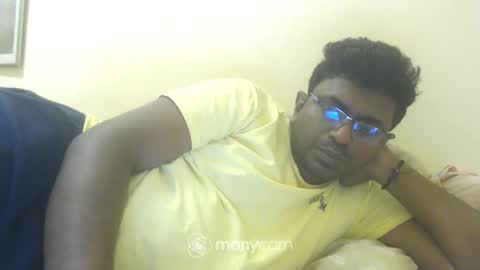 hotgluteus4321 online show from 04/10/26, 11:48