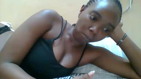 Queen online show from 11/21/25, 05:11