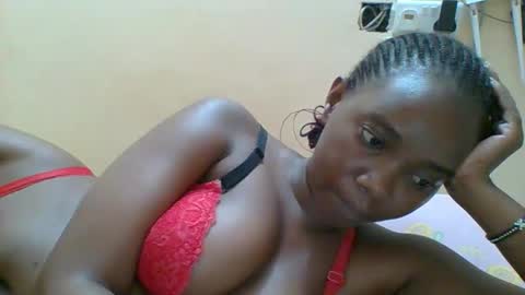 Queen online show from 11/25/25, 07:36