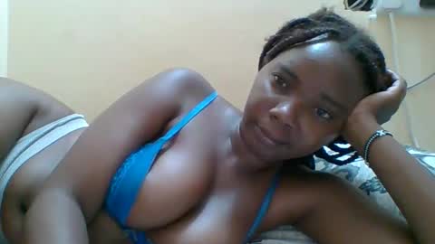 Queen online show from 01/16/26, 08:35