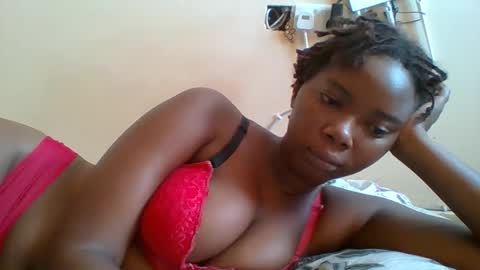 Queen online show from 03/10/26, 06:29