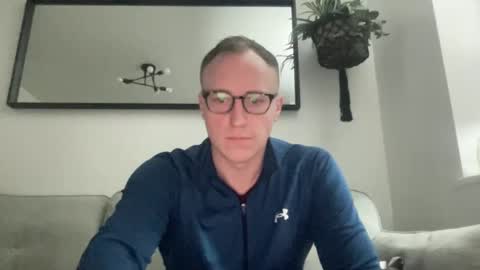 Snapshot of hotholby86 chatting on 12/01/24, 04:29 hotholby86 online show from 12/01/24, 04:29