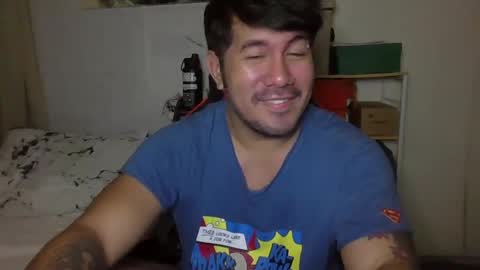 Snapshot of hothunkybear23 chatting on 12/11/24, 07:09 Khel online show from 12/11/24, 07:09