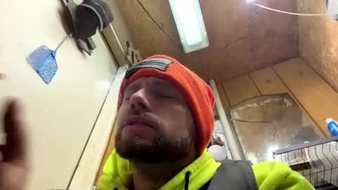 Snapshot of hothusband28931194 chatting on 01/16/26, 11:47 TW28 online show from 01/16/26, 11:47