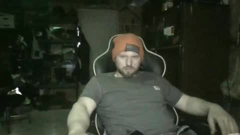 Snapshot of hothusband28931194 chatting on 03/16/26, 04:51 TW28 online show from 03/16/26, 04:51