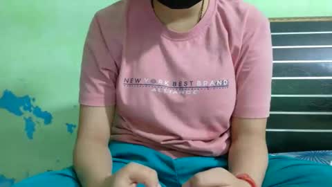 hotiequeen9 online show from 12/21/25, 05:42