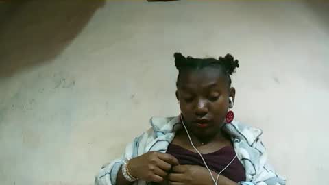 veronique online show from 09/26/25, 08:35
