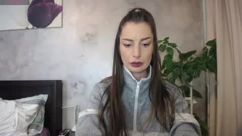 Snapshot of hotilia18 chatting on 05/02/26, 07:08 Lia online show from 05/02/26, 07:08