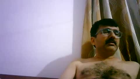 Hot India online show from 12/04/25, 07:33