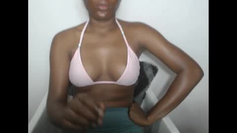 Snapshot of hotjessie0 chatting on 01/27/25, 04:09 hotjessie0 online show from 01/27/25, 04:09