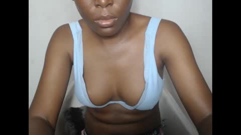 Snapshot of hotjessie0 chatting on 03/05/25, 07:49 hotjessie0 online show from 03/05/25, 07:49