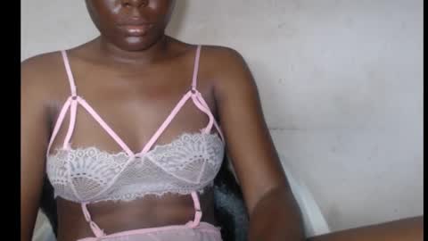 Snapshot of hotjessie0 chatting on 10/09/25, 05:27 hotjessie0 online show from 10/09/25, 05:27