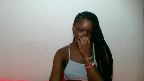 LOYCE online show from 05/08/26, 01:55