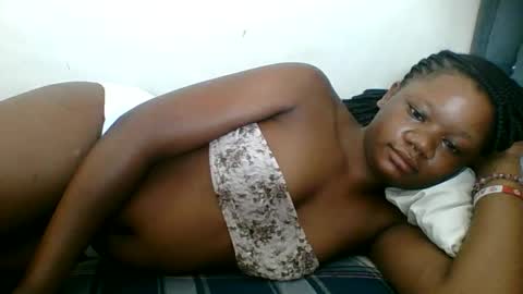 Snapshot of hotjeylee chatting on 05/16/26, 03:36 LOYCE online show from 05/16/26, 03:36