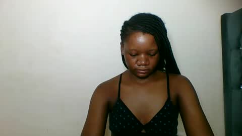 Snapshot of hotjeylee chatting on 05/26/26, 12:50 LOYCE online show from 05/26/26, 12:50