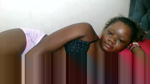 Snapshot of hotjeylee chatting on 06/05/26, 01:12 LOYCE online show from 06/05/26, 01:12