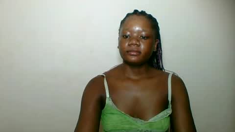 Snapshot of hotjeylee chatting on 06/14/26, 12:52 LOYCE online show from 06/14/26, 12:52