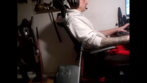 Snapshot of hotkinkytat chatting on 01/22/25, 10:05 hotkinkytat online show from 01/22/25, 10:05