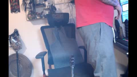 Snapshot of hotkinkytat chatting on 01/15/26, 02:05 hotkinkytat online show from 01/15/26, 02:05