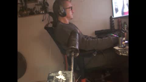 Snapshot of hotkinkytat chatting on 02/04/26, 03:45 hotkinkytat online show from 02/04/26, 03:45