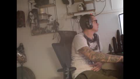 Snapshot of hotkinkytat chatting on 02/19/26, 08:54 hotkinkytat online show from 02/19/26, 08:54