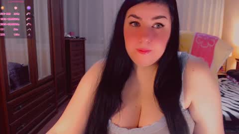 Angela online show from 04/16/26, 07:03