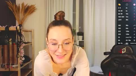 Allison  online show from 11/11/25, 06:30