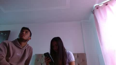 Snapshot of hotlatinduo74512 chatting on 05/03/26, 09:10 SG LoveCam online show from 05/03/26, 09:10