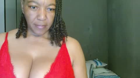 Snapshot of hotlilya chatting on 04/14/26, 08:09 hotlilya online show from 04/14/26, 08:09