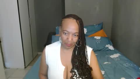 Snapshot of hotlilya chatting on 06/10/26, 07:40 hotlilya online show from 06/10/26, 07:40