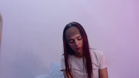 Snapshot of hotlittlechill chatting on 02/03/26, 07:52 hotlittlechill online show from 02/03/26, 07:52