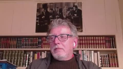 Snapshot of hotlux_54 chatting on 12/06/24, 11:25 hotlux_54 online show from 12/06/24, 11:25