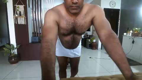 hotm_on_cam online show from 09/28/25, 11:37