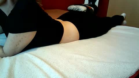 Snapshot of hotmakenzie chatting on 03/15/26, 01:17 Makenzie online show from 03/15/26, 01:17