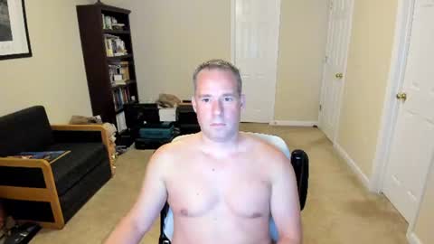 Snapshot of hotmale4u692000 chatting on 07/12/26, 04:36 hotmale4u692000 online show from 07/12/26, 04:36