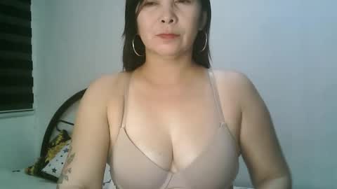 Snapshot of hotmamajen4u chatting on 03/30/26, 01:06 hotmamajen4u online show from 03/30/26, 01:06