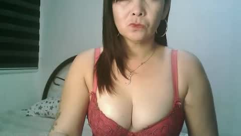 Snapshot of hotmamajen4u chatting on 04/06/26, 12:30 hotmamajen4u online show from 04/06/26, 12:30