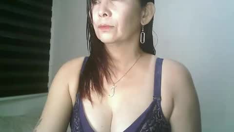 Snapshot of hotmamajen4u chatting on 05/03/26, 02:39 hotmamajen4u online show from 05/03/26, 02:39