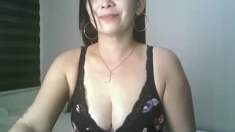 Snapshot of hotmamajen4u chatting on 05/09/26, 12:38 hotmamajen4u online show from 05/09/26, 12:38