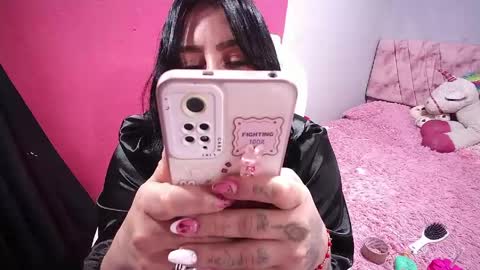 Snapshot of hotmartinaxxx chatting on 05/13/26, 03:53 Natalia online show from 05/13/26, 03:53