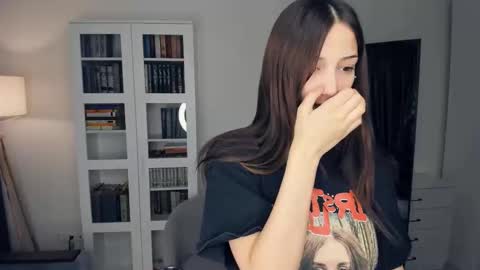 Snapshot of hotmodeon chatting on 02/22/26, 08:46 Cherry online show from 02/22/26, 08:46