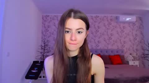 hotmolly_ online show from 06/24/26, 09:52