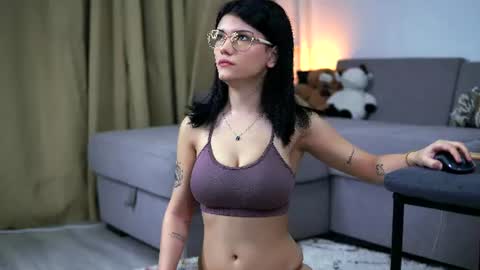 Molly online show from 06/16/26, 02:47