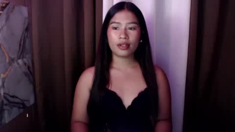 Snapshot of hotmorena_finger chatting on 04/18/26, 05:33 Analiza online show from 04/18/26, 05:33