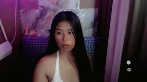 Snapshot of hotmorena_finger chatting on 05/04/26, 01:18 Analiza online show from 05/04/26, 01:18