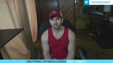Snapshot of hotmuscles6t9 chatting on 05/28/26, 03:53 hotmuscles6t9 online show from 05/28/26, 03:53