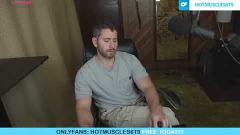 Snapshot of hotmuscles6t9 chatting on 06/16/26, 01:41 hotmuscles6t9 online show from 06/16/26, 01:41