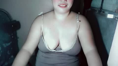 hotnathaly92 online show from 05/13/26, 07:00