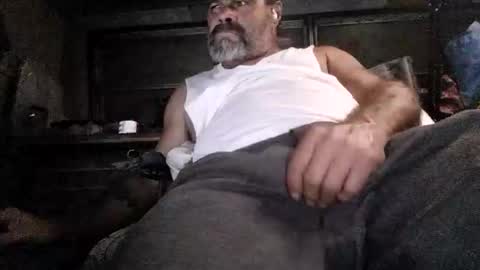 hotnriv13 online show from 06/11/26, 08:23