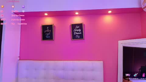 Sussy Bloom  online show from 01/21/25, 12:39